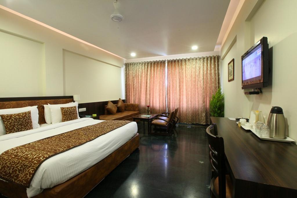 Shilpi Hill Resort Saputara Kamer foto