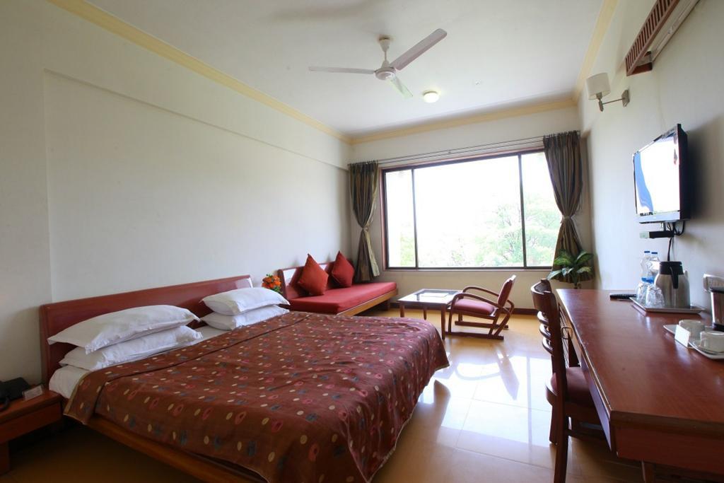 Shilpi Hill Resort Saputara Kamer foto