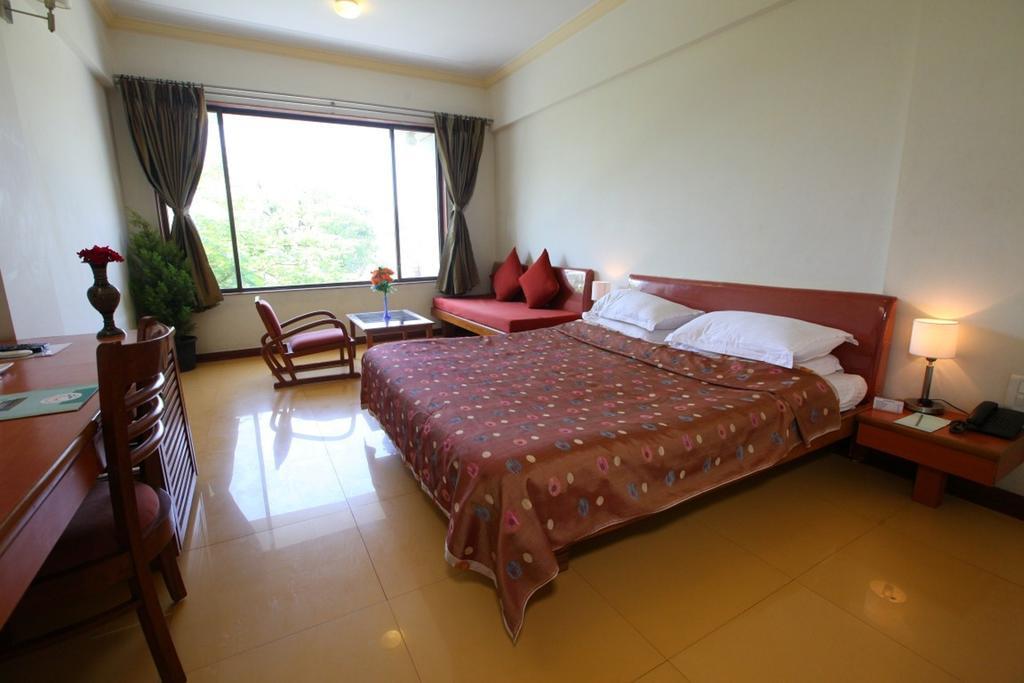 Shilpi Hill Resort Saputara Kamer foto